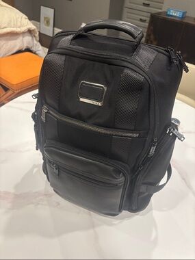Tumi Black Men's Business Travel Backpack